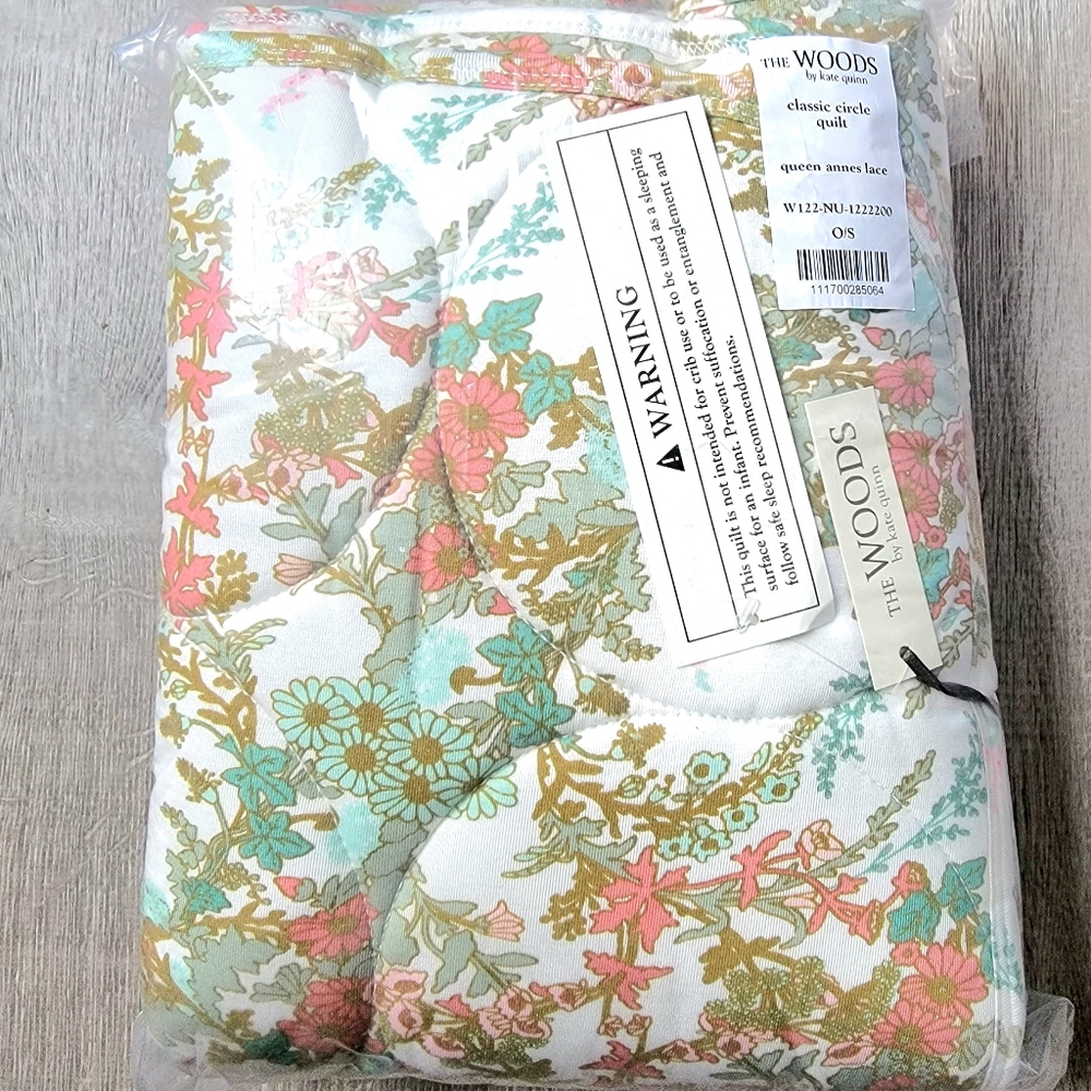 Kate Quinn Queen Annes Lace Quilt The Woods
